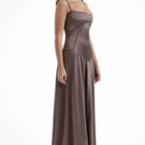 Lorenna | Vestido maxi de satén con corsé para invitadas de boda