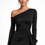 Valmora | Vestido largo de satén de un solo hombro para invitadas de boda
