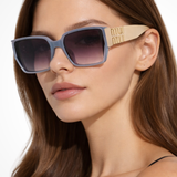 Lysandra | Gafas de sol cuadradas de gran tamaño para mujer con detalle dorado