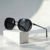 Saoirse | Gafas de Sol Geométricas Oversized para Mujeres con Montura Dorada y Lente Ámbar
