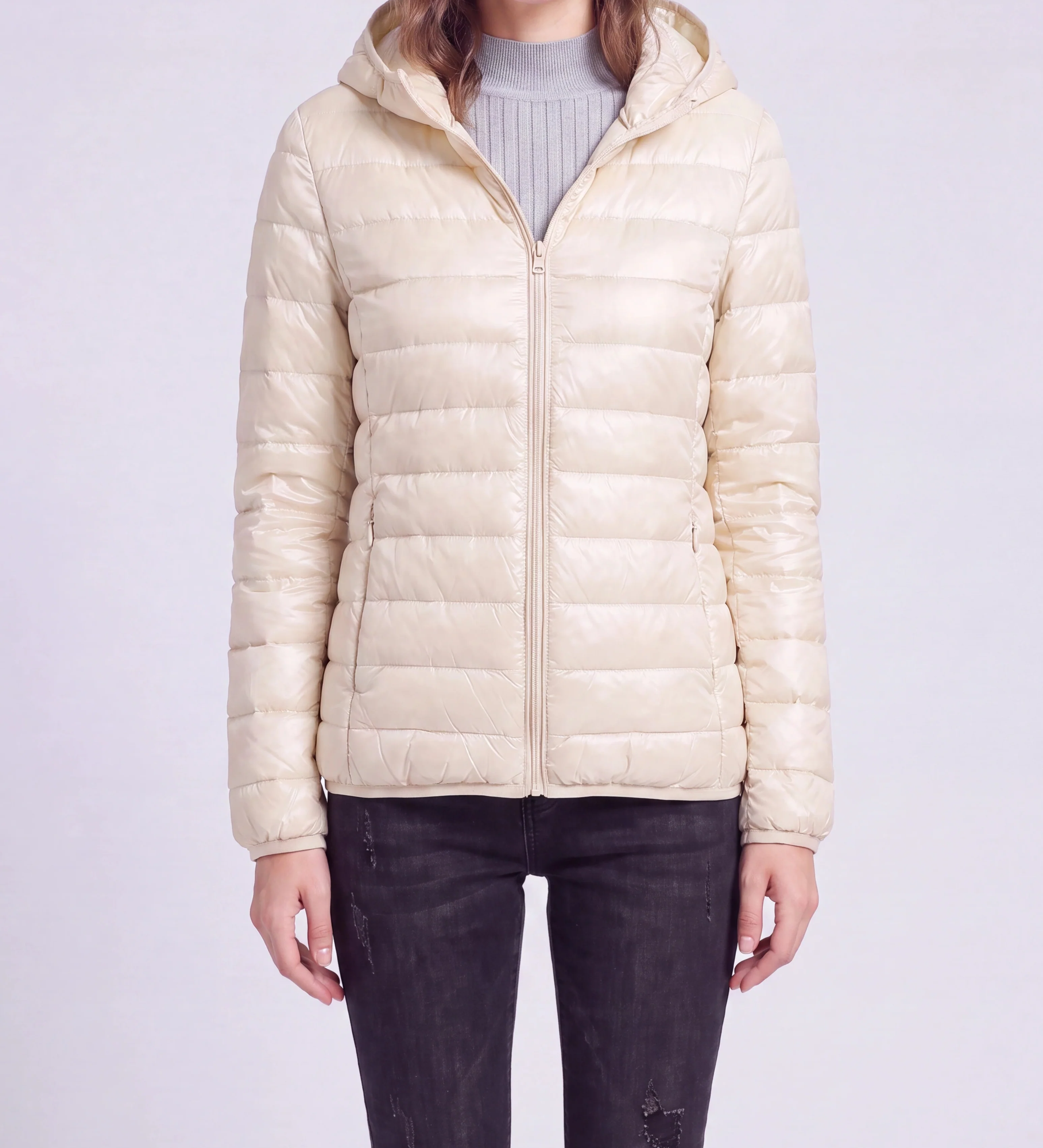 Chaqueta acolchada con capucha y cremallera ligera para mujer