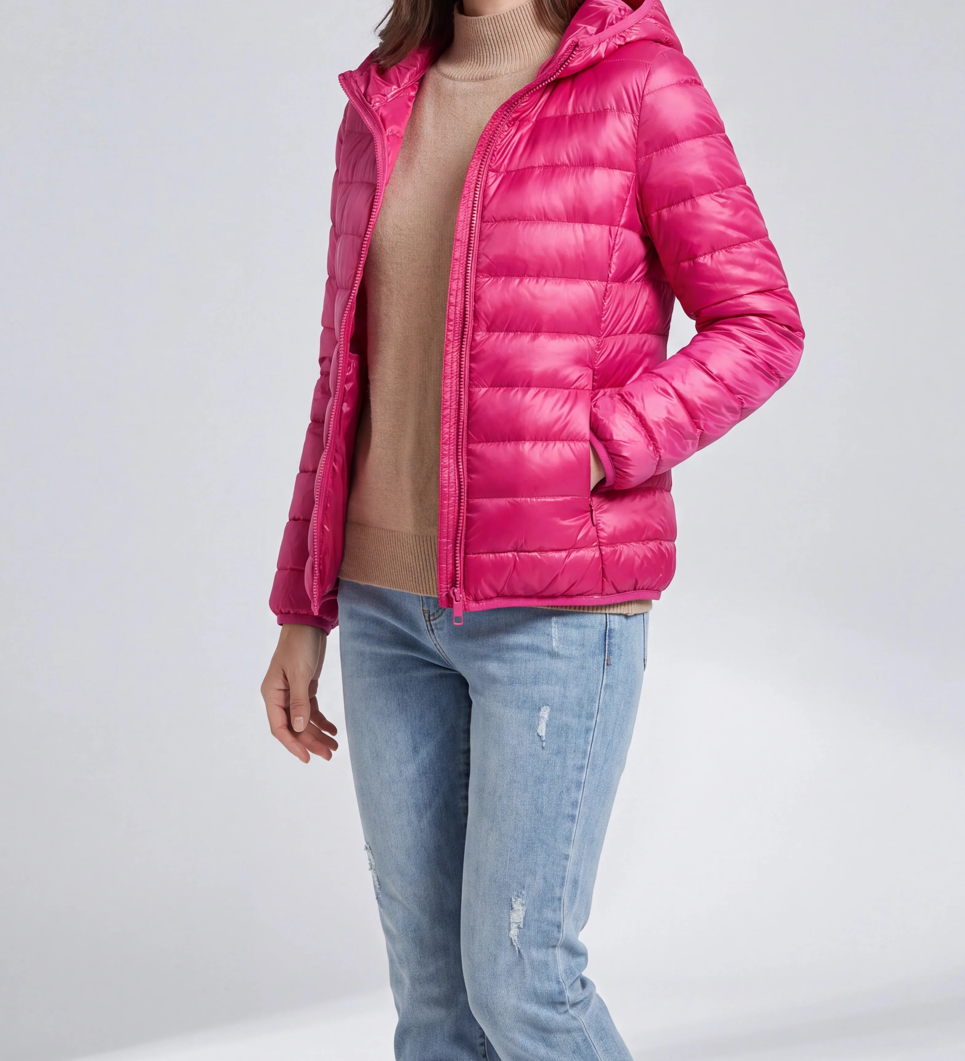 Chaqueta acolchada con capucha y cremallera ligera para mujer