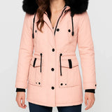 Parka femenina acolchada con capucha y corte ajustado