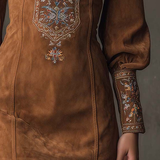 Lunori™ | Vestido corto lila bordado