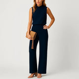 Macacão feminino elegante sem mangas com perna larga