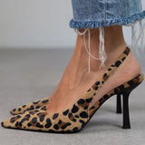 Liorina | Zapatos de leopardo en color haki con punta afilada y tacones altos