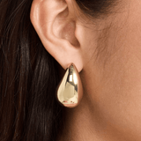Triin | Pendientes Metálicos en Forma de Gota