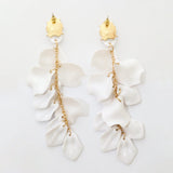 Egle | Pendientes en forma de pétalo de orquídea