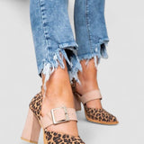 Selveta | Sandalias de terciopelo con estampado de leopardo y tacón estable