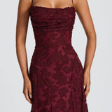 Vestido maxi de señora con detalle de cordones