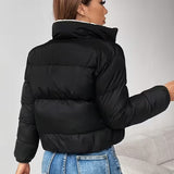 Chaqueta acolchada recortada para mujer con cierre frontal y forro de forro polar