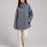 Abrigo Oversized para Mujer con Cuello Alto y Doble Botonadura