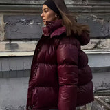 Chaqueta de Puffer Oversized Acolchada para Mujer con Capucha y Cierre Frontal